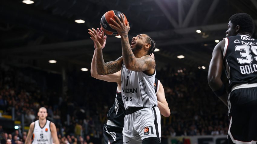 Karlik se svakog dana pita šta bi bilo da se nije povredio: Volim Partizan i voleo bih da ostanem