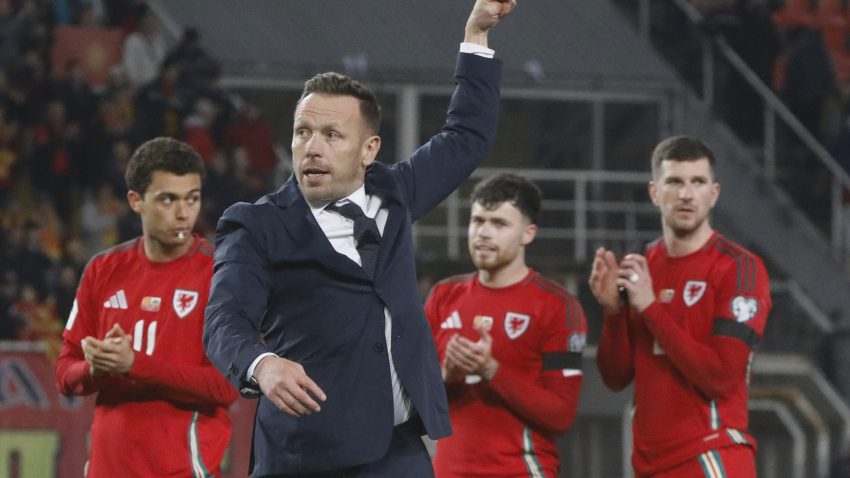 Fudbalska legenda na klupi Velsa: Spremao sam se za BiH tako što sam gledao film o ratu na Balkanu, moram da znam ko su oni