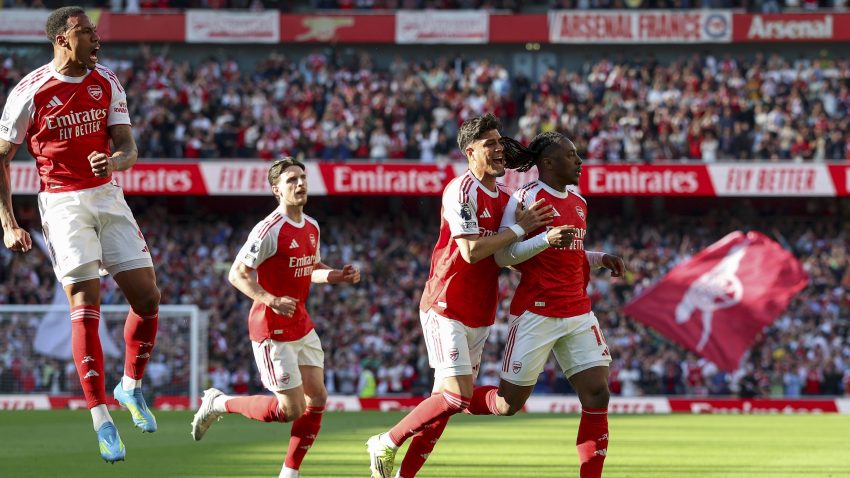 Arsenal zadao udarac - na potezu je Siti