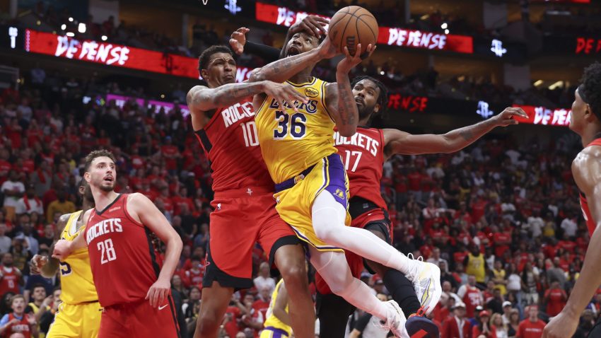 Smart kao Medžik, Lebron kao…Lebron! Hjuston imao +6 i loptu 30 sekundi pre kraja - sada nema ništa