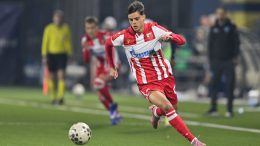 Zvezdin vunderkind preskače večiti derbi, ali nema razloga za paniku