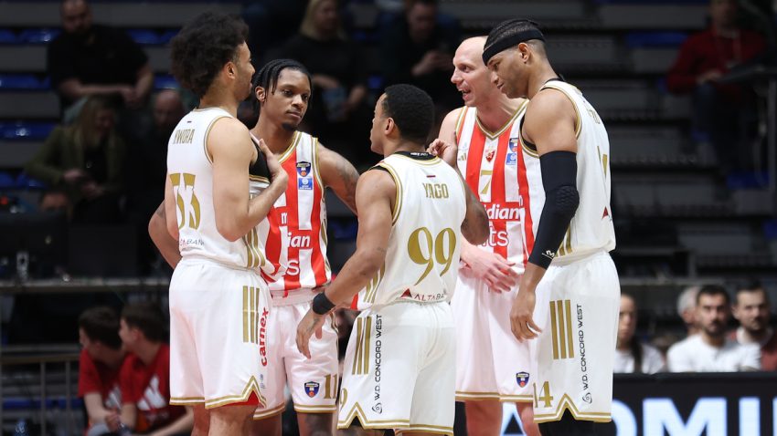 Zvezda bez Davidovca, Motiejunasa i Jaga u Francuskoj