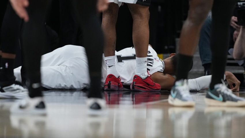 Vembanjama pao - San Antonio nokautiran: Protokol menja seriju, sada Portland ima prednost