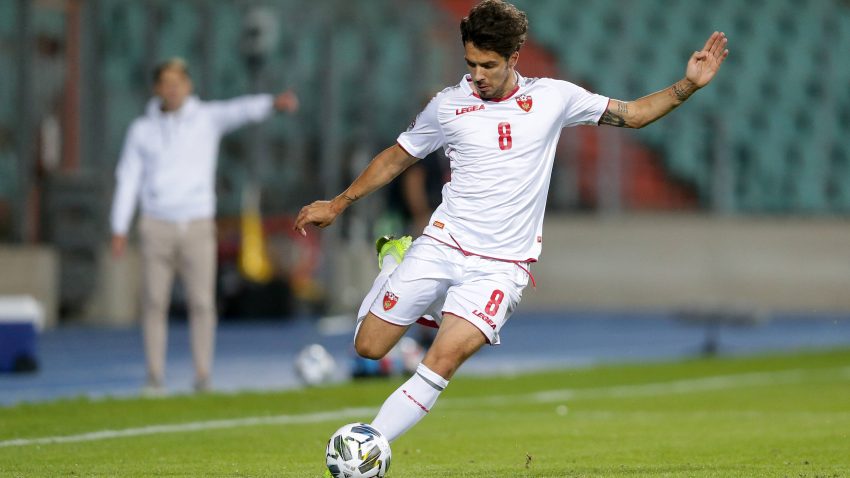 Zvezda ga zvala - plejmejker otišao u Italiju, a sada čeka kraj rata i raduje se neuspehu Marka Nikolića