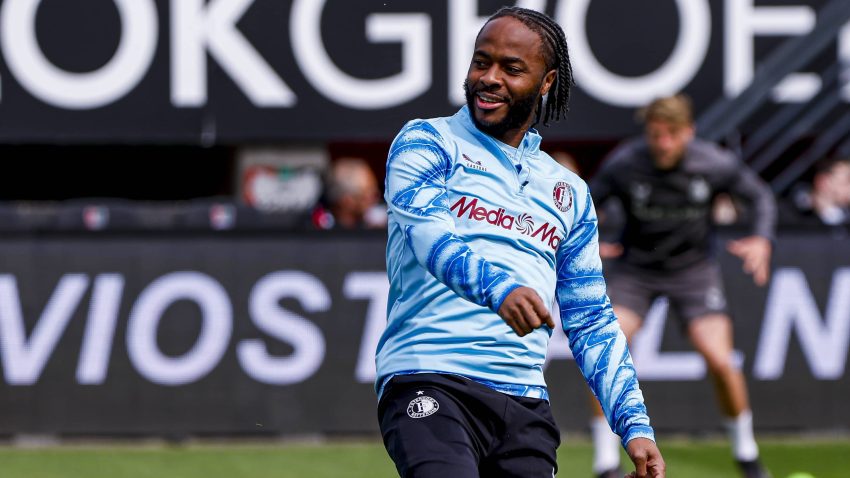 Fejenord nezadovoljan Sterlingom: Neka ide na Ibicu, obuče kupaći i jede paelju sa suprugom