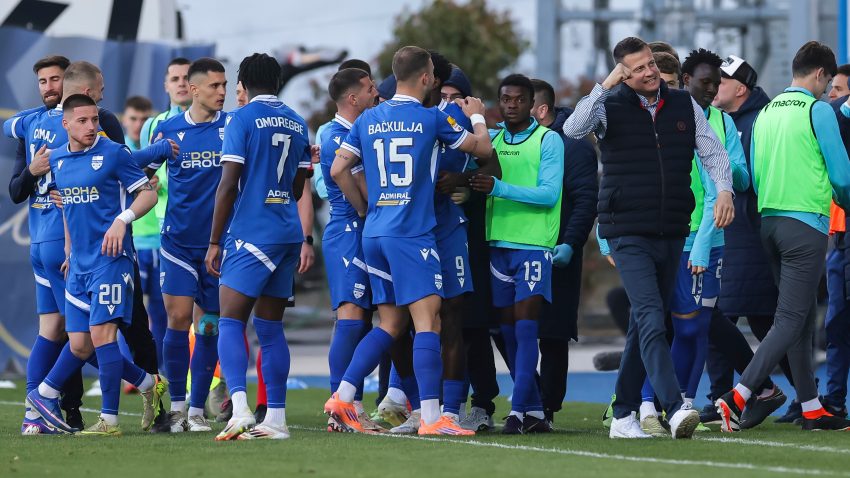 U Pazar stižu komplimenti sa Stare Karaburme: Retko gde smo imali ovakav prijem... Ispraćeni smo aplauzom, vidi se koliko ljudi vole klub