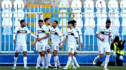 Atomski fudbal u Pazaru nije imao ko da gleda: Tri gola u pet minuta, peta Poltera i pobeda Partizana
