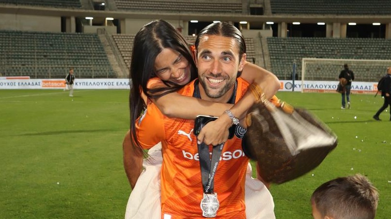 Iz Zvezde otišao bez šanse, pa oduševio Škrtela, postao prijatelj sa Podolskim i mezimac Grka: Trudim se da budem igračima oslonac kao Lukas meni, u Radu zbog odnosa prema klubu napravili presedan