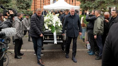 Stih iznad svih: Oproštaj od Duleta uz pesmu kojom su počinjali njegovi mečevi