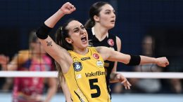 Turkinja odala priznanje Katarini Dangubić: Prelomni trenutak meča - Ninin ulazak u igru! Peti set je gledala u kolima hitne pomoći... Nije vikala, nije plakala