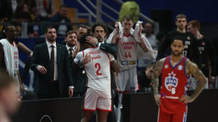 Papalukas ušao na konju i najavio pobedu CSKA: Tomović nije mogao do novog čuda u Moskvi