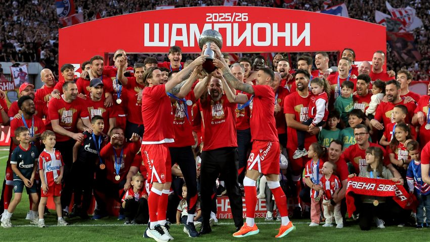 Zvezda u društvu Olimpijakosa, Pari Sen Žermena, Barselone...