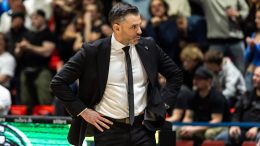 Alimpijević se poklonio 