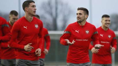 Fenerbahče krenuo po Vlahovića, Tadić uključen u posao
