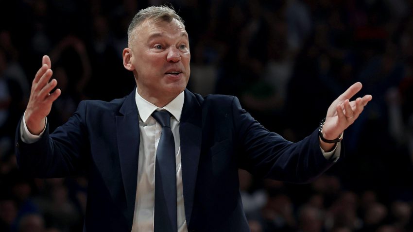 Fener bez Šarasa ubedljivo savladao Bešiktaš