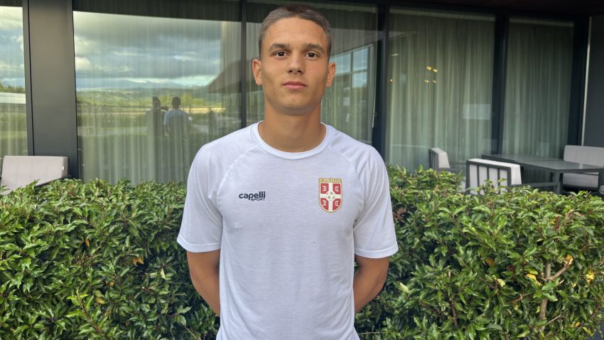 Zvezda i Partizan se otimali, Orlić izabrao okolni put i srušio rekorde: Vule Jovanović mi pričao kako se osvaja zlato posle poraza… Karabeljov oduševio, vozi se gradskim prevozom