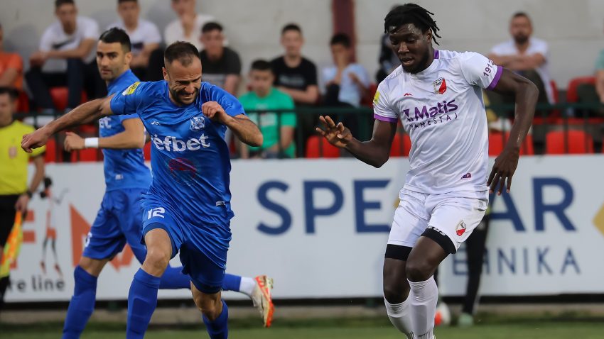 Hteli ga Zvezda i Partizan, sada se seli na pozajmicu u Tursku