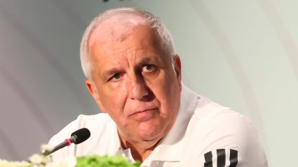 Janakopulos spreman da opet razbije kasu, Obradović gleda prema starim poznanicima
