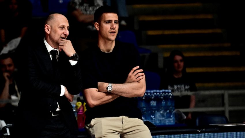 Marinković korak po korak ka vraćanju kapitenske trake