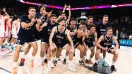Orlići za ponos: Raduju se Alimpijević, Bogdanović, Avramović… Veseli iz publike podigao obe za Kusturicu