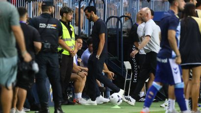 Cirkus u Španiji: Arbeloa predao trofej bez borbe - navijači ga ismevali sa tribina (VIDEO)