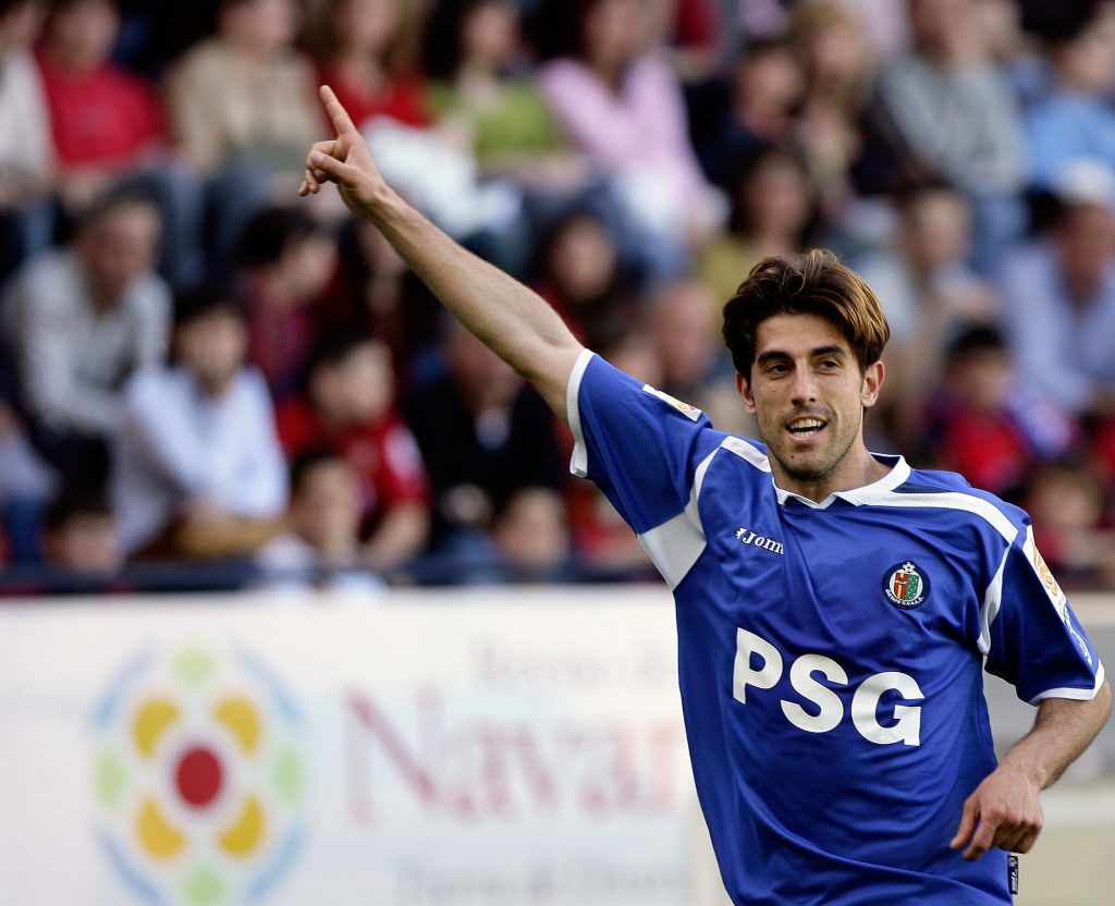 2006 04 02T120000Z 780171917 GM1DSHKMSNAA RTRMADP 3 SPORT SOCCER SPAIN 1