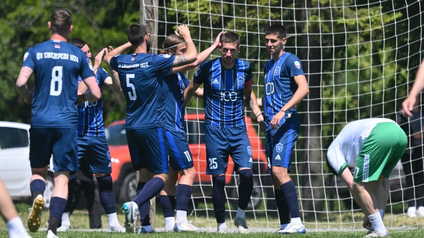 Grafičar u problemu, Smederevo kao nekada - Taki Nikolić doneo bod u Bačkoj Topoli