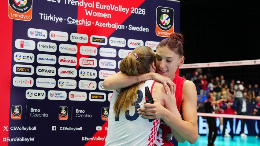 Tijana Bošković u zagrljaju sa Hrvaticom Samantom Fabris: Čula sam da je ovo njena poslednja utakmica u reprezentaciji