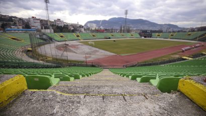 Dino Merlin iselio Sarajevo sa Koševa, navijači besni: Lažna obećanja... Vratite klub gde mu je mesto