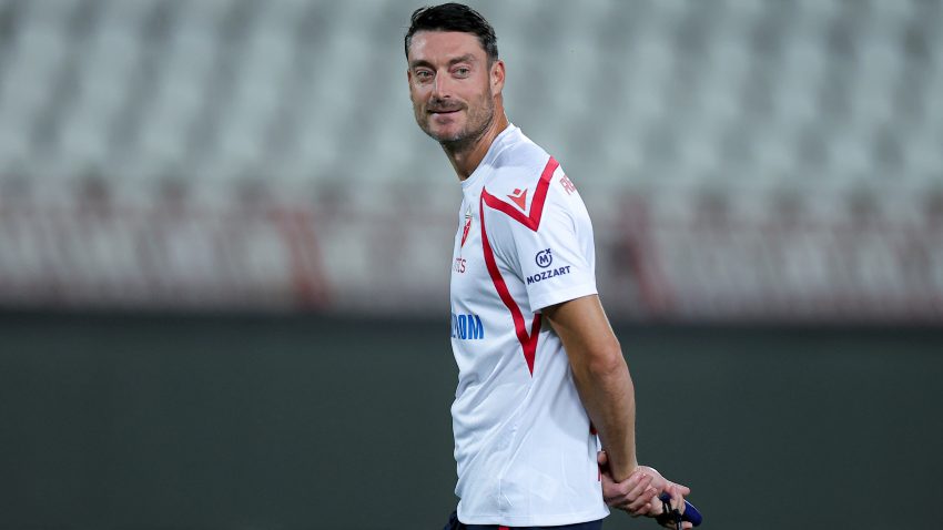 Rijera odabrao startnih 11 za debi: Veljković komanduje odbranom, Elšnik ponovo u ulozi beka