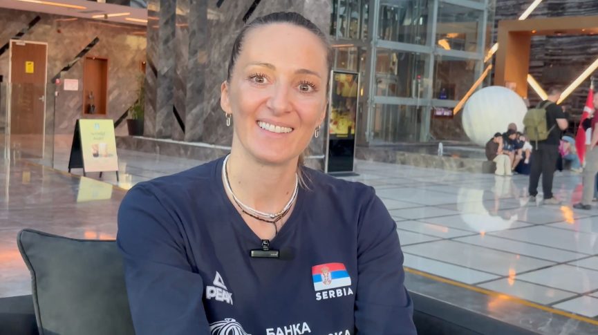 INTERVJU - Maja Ognjenović: Roditelji su me ostali željni! Jednog dana kada završim, raspašću se emotivno... (VIDEO)