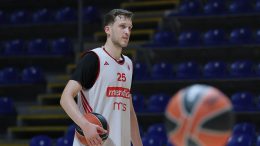 Vojin Medarević, od rođenja deo crveno-bele porodice: Bilo mi je mnogo čudno kad je Zvezda pozvala, tata trčao po kući i drao se od sreće